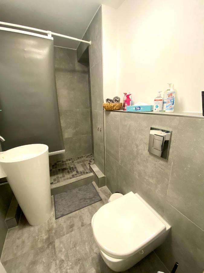 Apartment Im Gruenen Von *